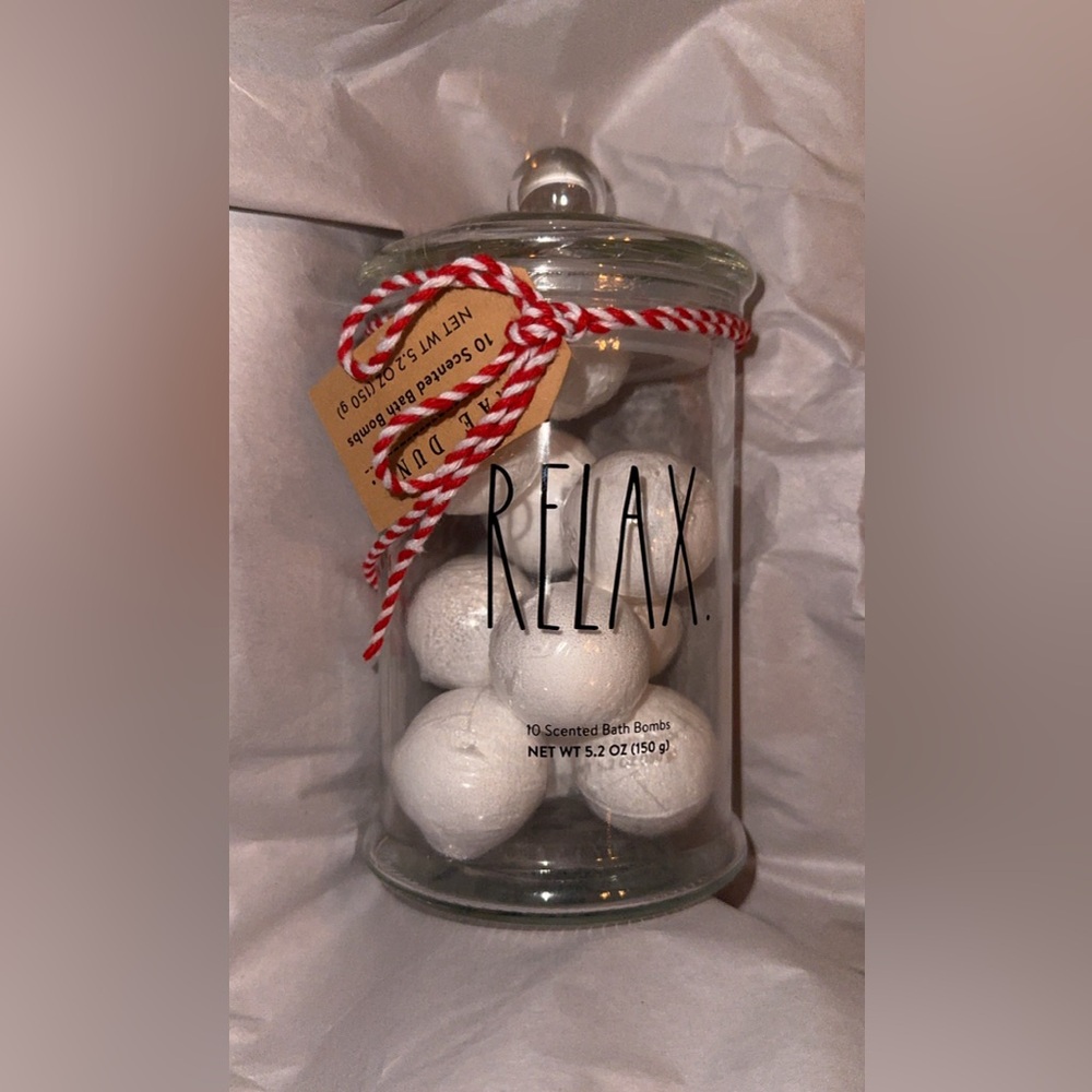 NWT Rae Dunn ‘RELAX’ 10ct Lavender Scented Bath Bombs Glass Jar w/lid 5.2oz